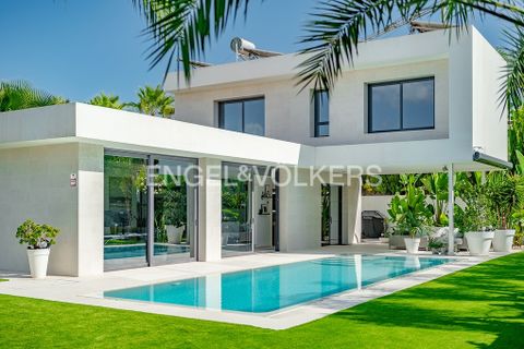 Villa i Calpe, Alicante, Calpe - € 990.000 | Ref: W-046FB0 - foto 1
